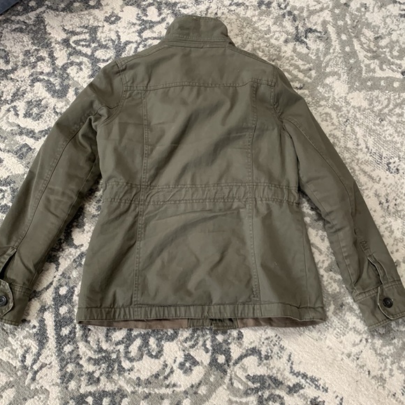 Green faux fur lined jacket - Picture 7 of 8